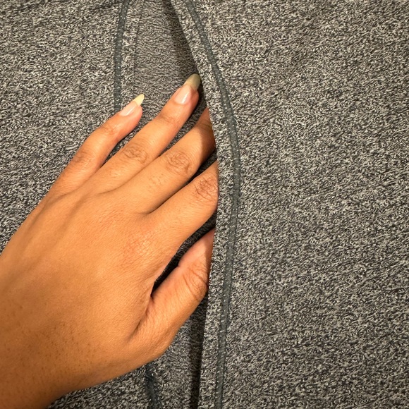 NWT Reebok Tee - Picture 4 of 5